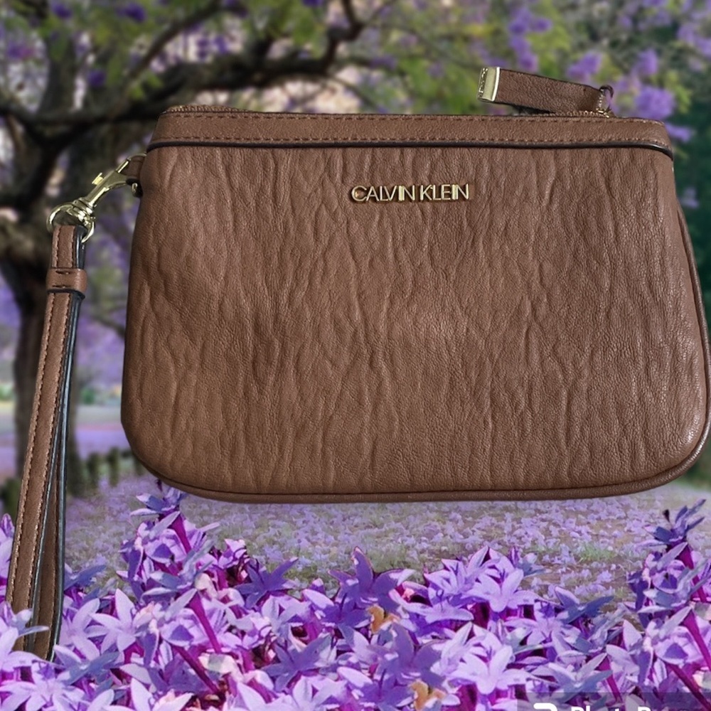 Calvin Klein Brown Credit Card Holder Wallet/Wristlet